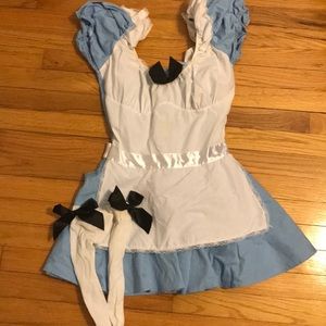 Leg Avenue Alice in Wonderland Halloween costume